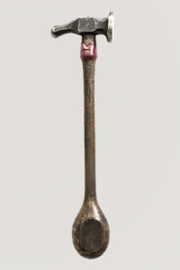 Karin Paynter - Silversmithing & Allied Crafts - Chasing Hammer Colour - Photo: Anne Kernan